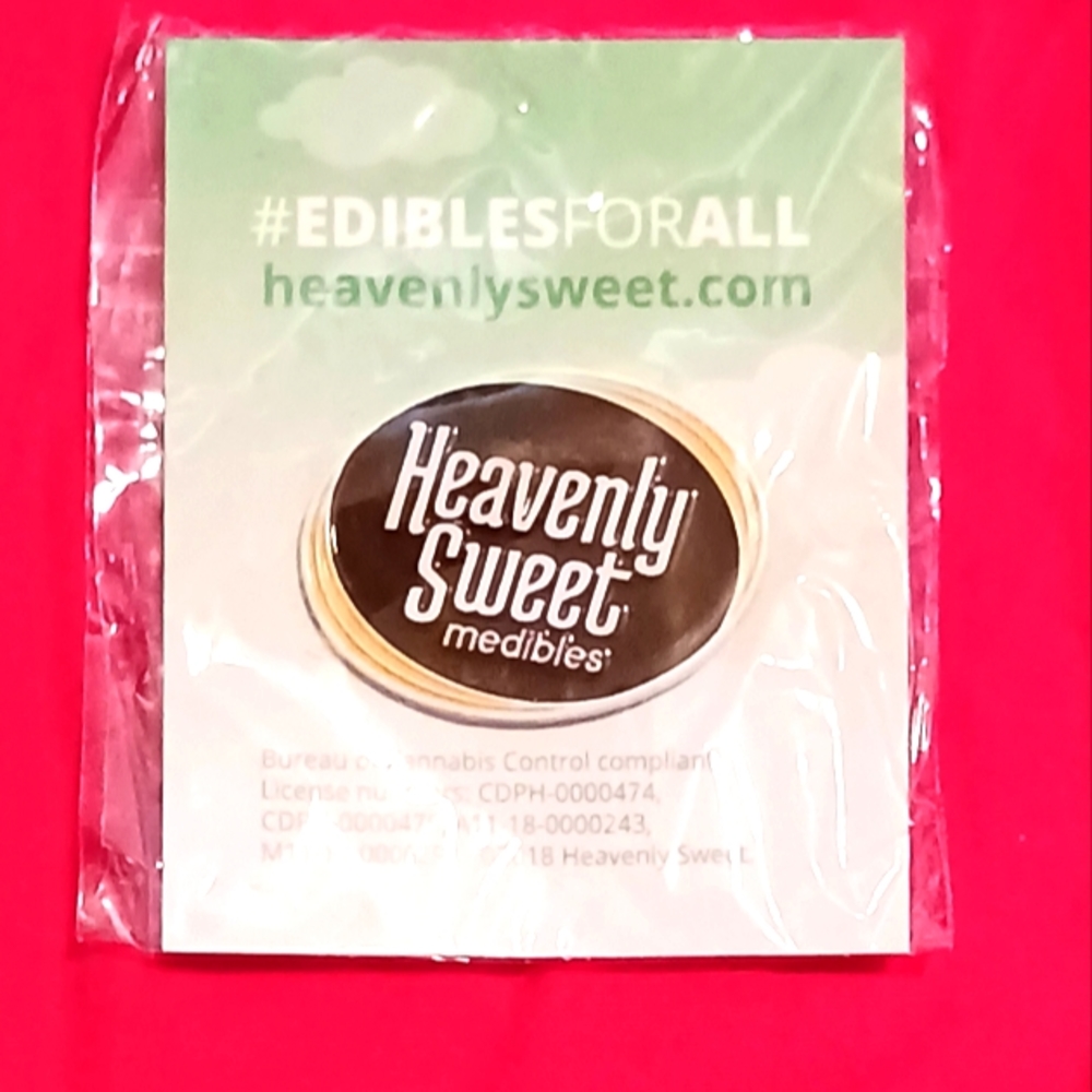 420 HEAVENLY SWEET MEDIBLE PIN. EDIBLES FOR EVERYONE. 💚🌿🌱